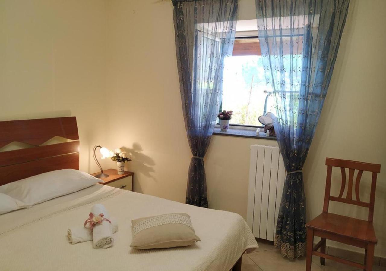 Peri Peri Guest House Mascali Exteriör bild