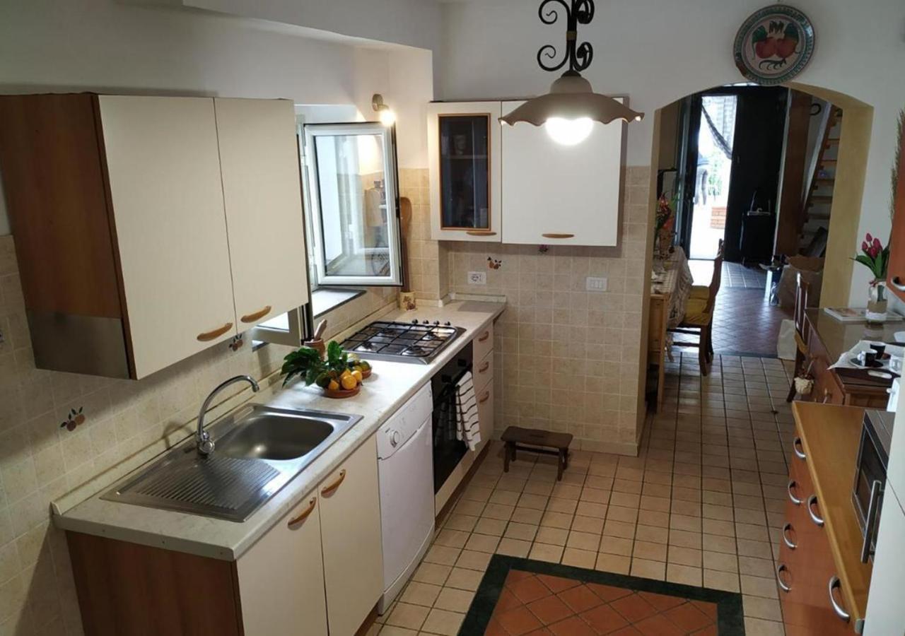 Peri Peri Guest House Mascali Exteriör bild